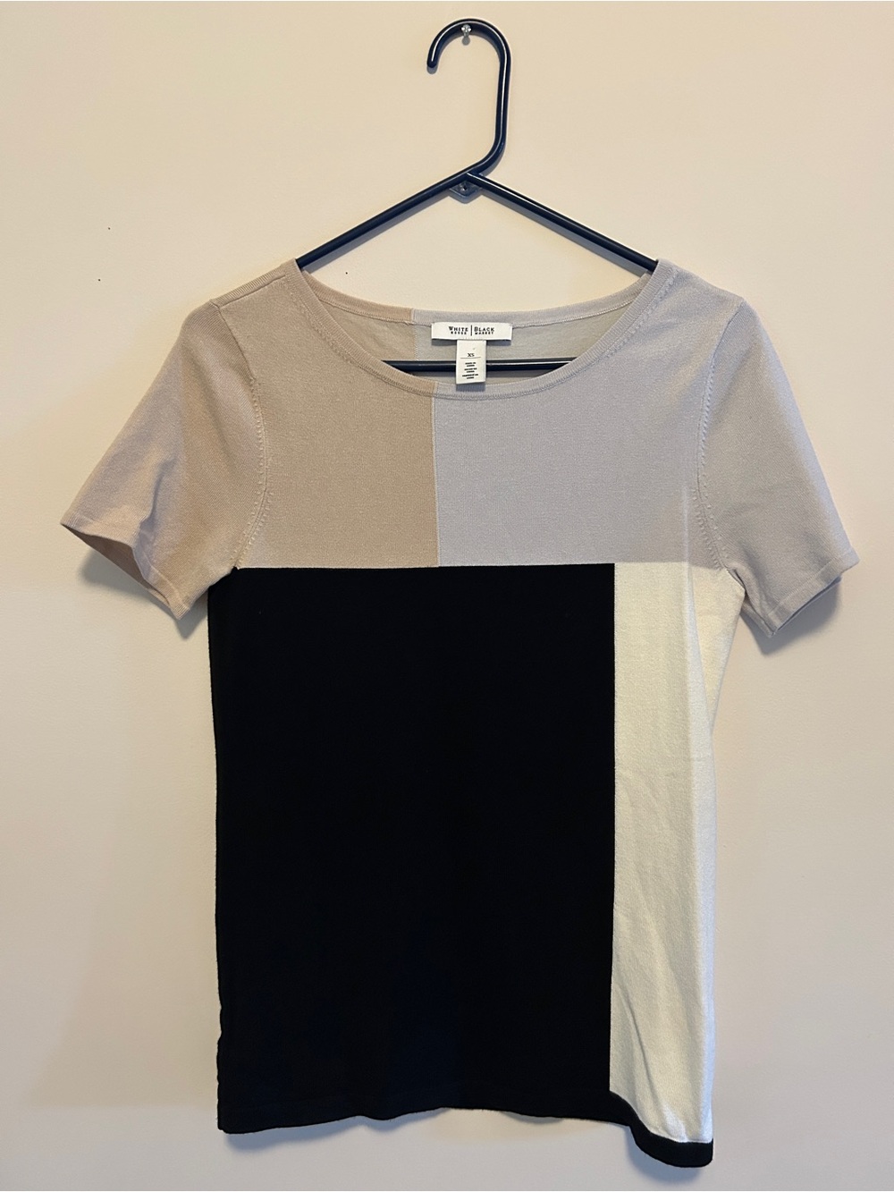White House Black Market Colorblock Asymmetric Knit Tee Mod Quiet Luxury XS